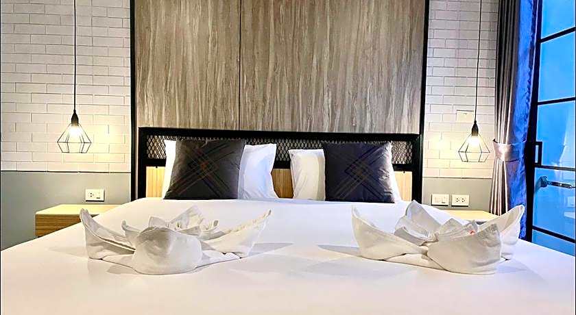 PP Grand Kamala Hotel