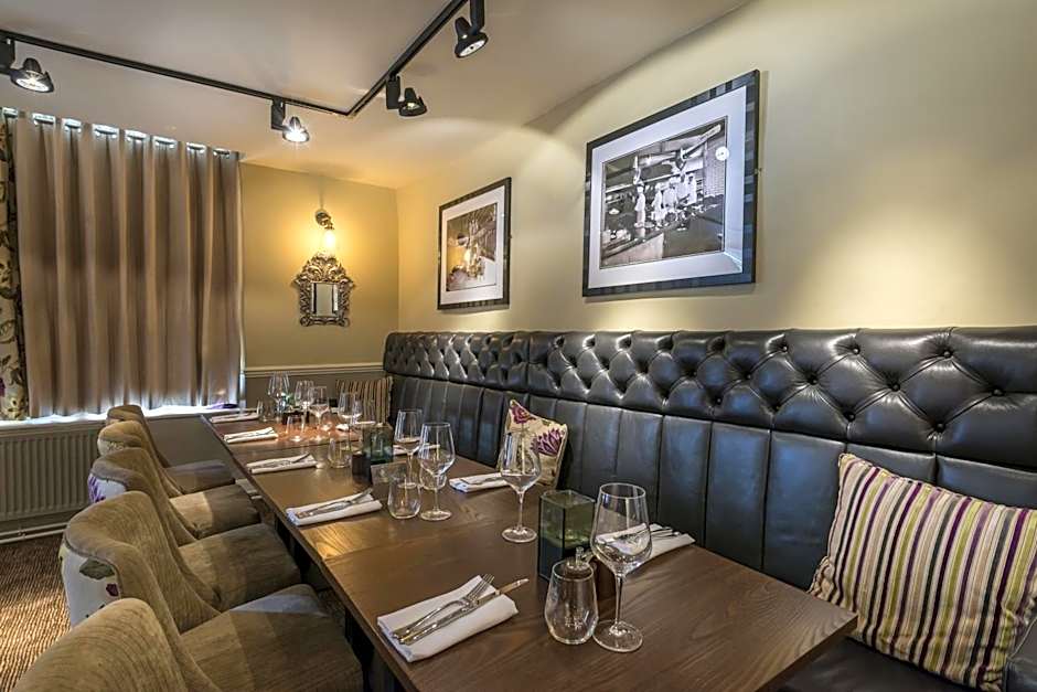 The Royal Oak Hotel