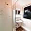 City Hotel West Frankfurt City Centre