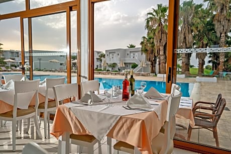 Delfina Tropic Beach
