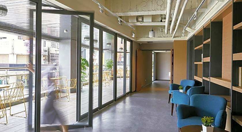 Orange Hotel - Wenhua Chiayi