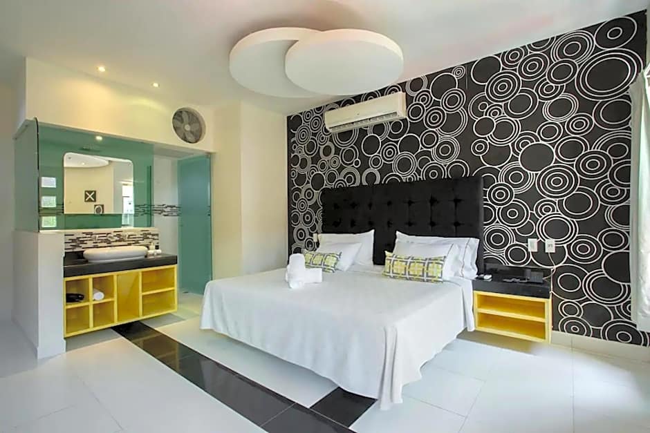 Casa Kaoba Hotel & Suites