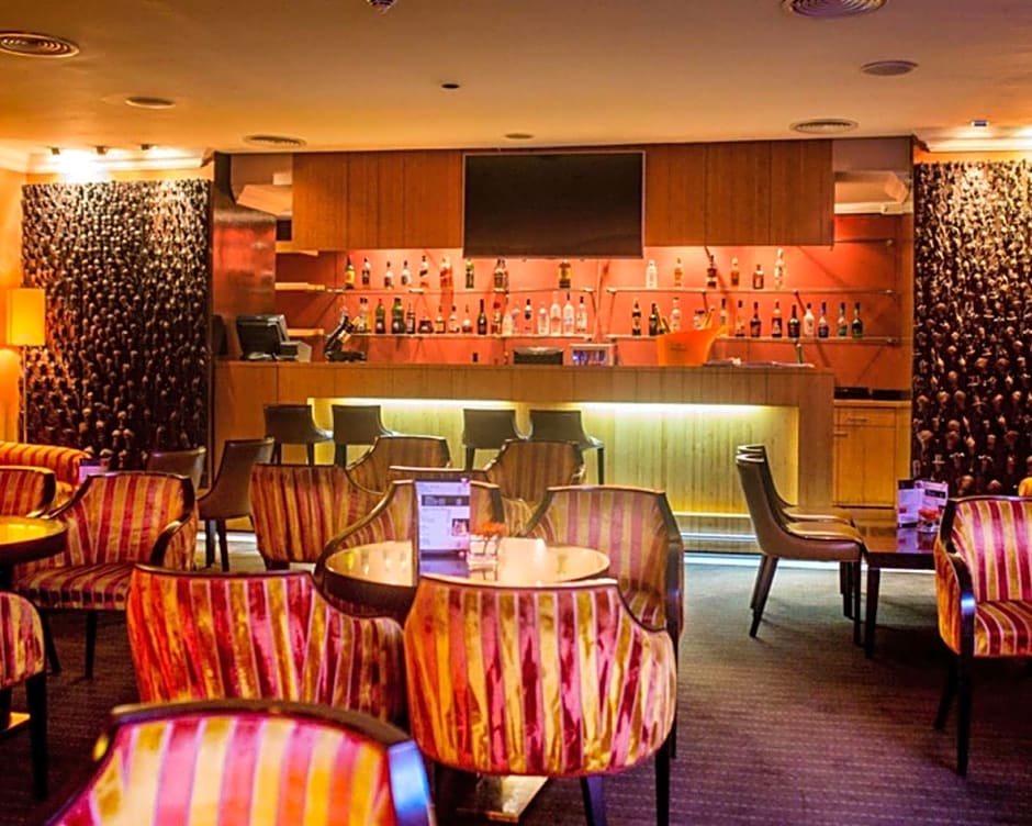 Mercure The Moorhouse Ikoyi