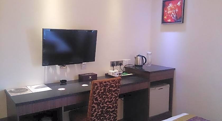 Hotel & Apartment Ambassador 3