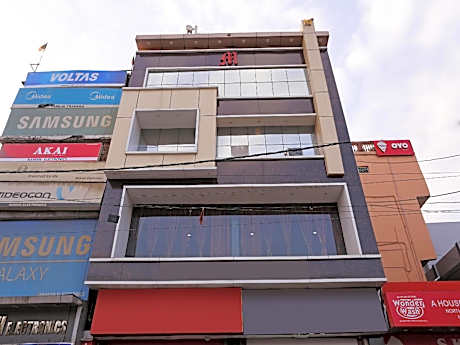 Hotel O Mehfil Hotel