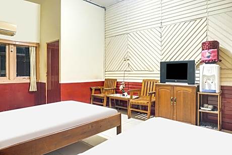 Small Twin Room
