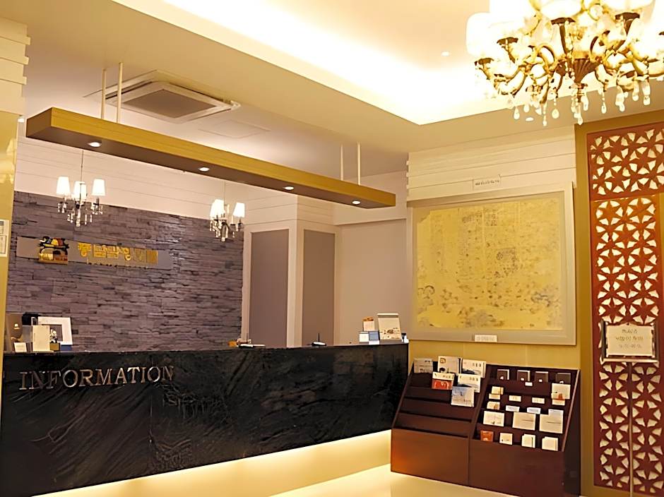 Pungnam Tourist Hotel