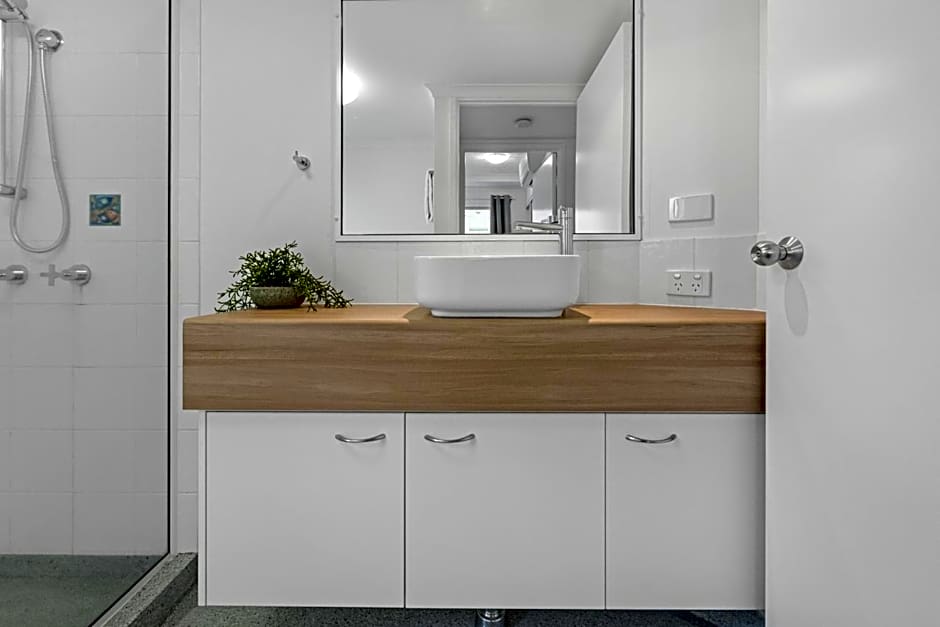 Mackay Seabreeze Apartments