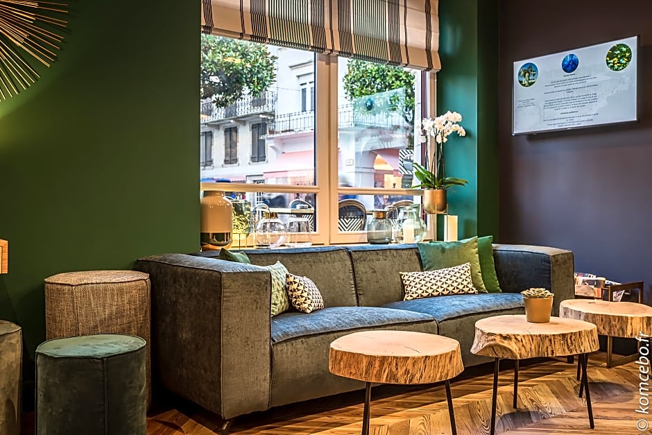 MADISON Saint Jean de Luz - Handwritten Collection