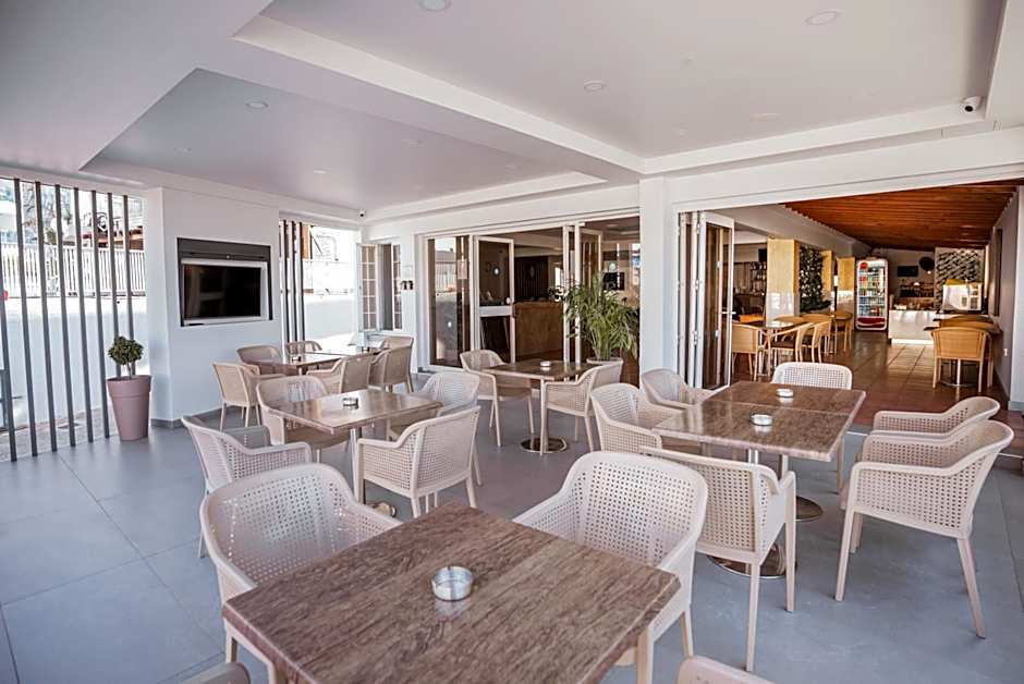 Paul Marie Hotel Apartments