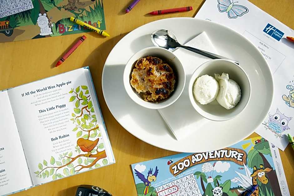 Holiday Inn Express Southampton - M27 J7 By IHG