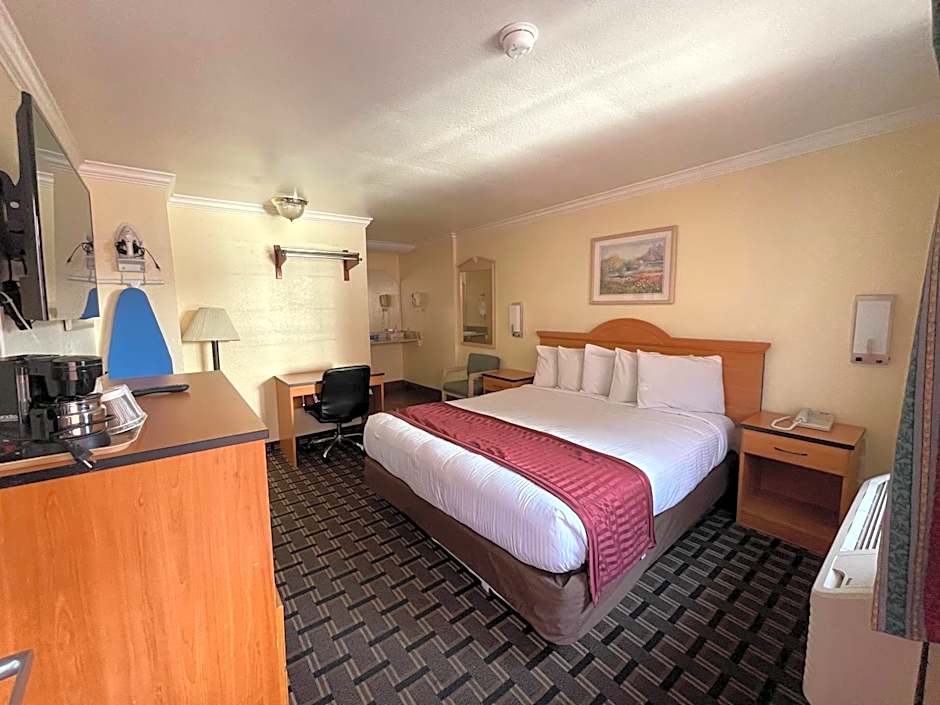 Riverside Inn & Suites Santa Cruz