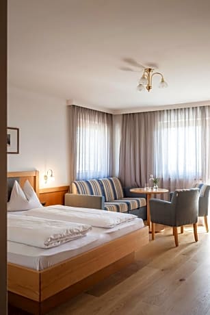 Comfort Double Room with castle View with Balcony