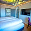 Maxim Suites by Elias Holl