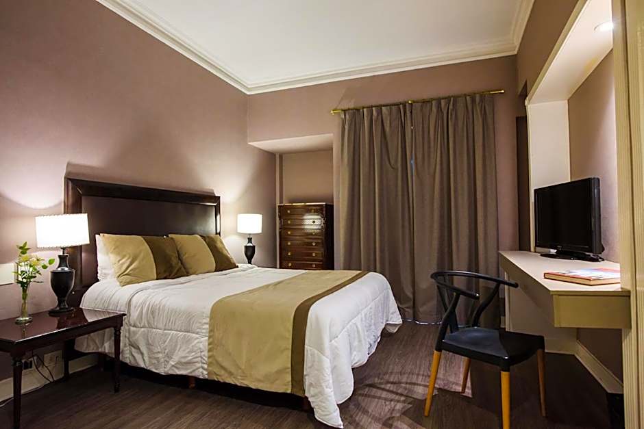 1253 Recoleta Small Hotel