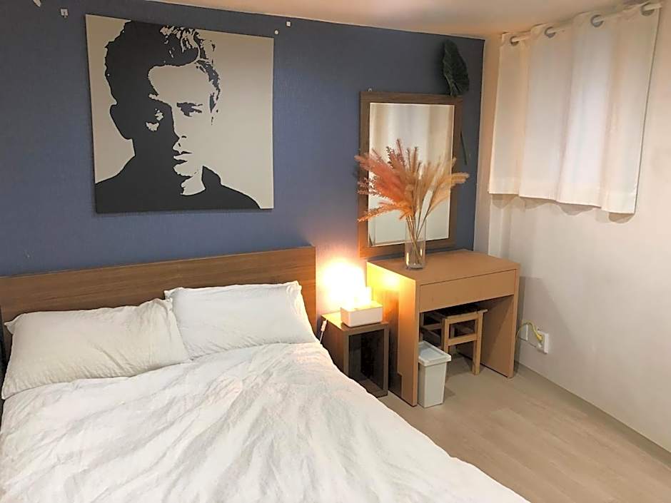 Photo 1 of 4 of Triple Room