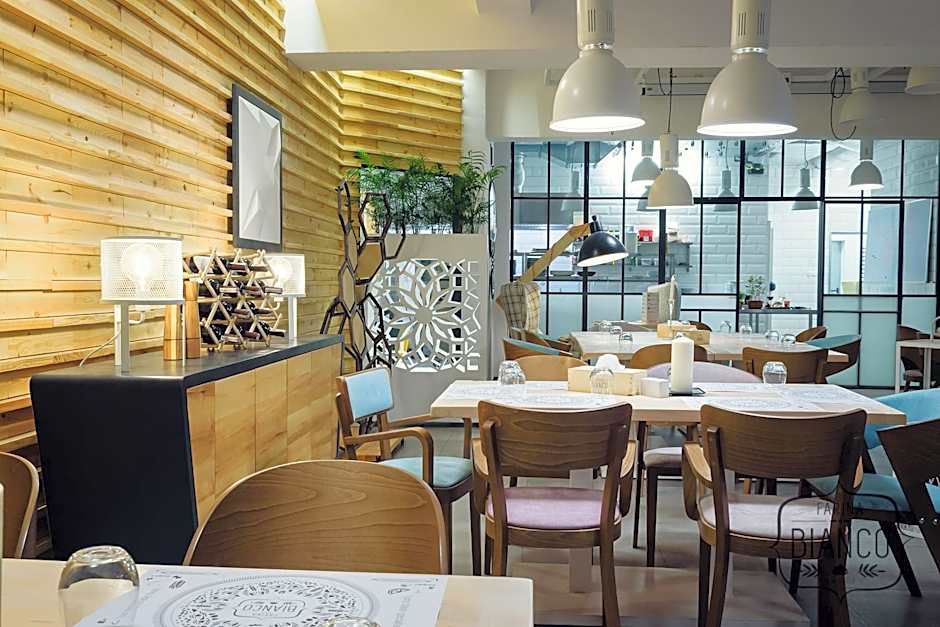 Boutique Hotel's III