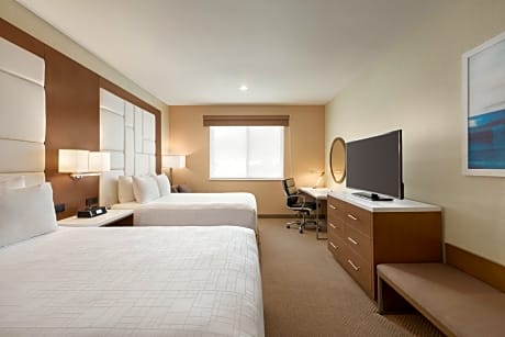 2 Queen Beds Deluxe Room Non-Smoking