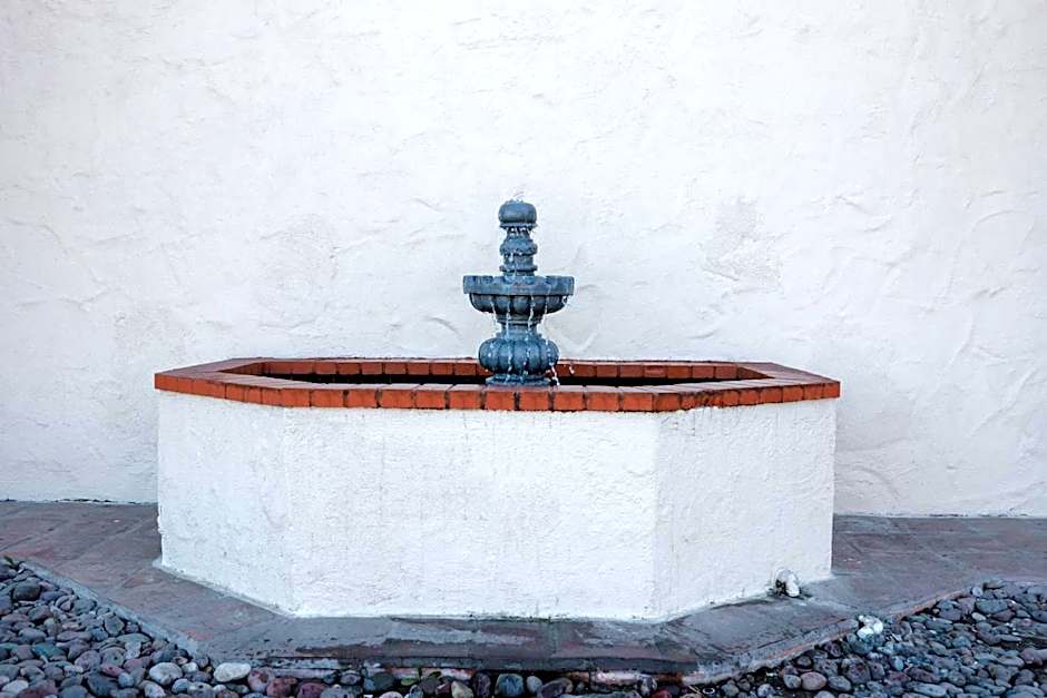 Western Inn Old Town San Diego