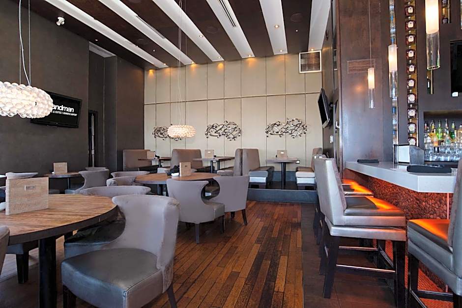 Sandman Hotel Winnipeg Airport