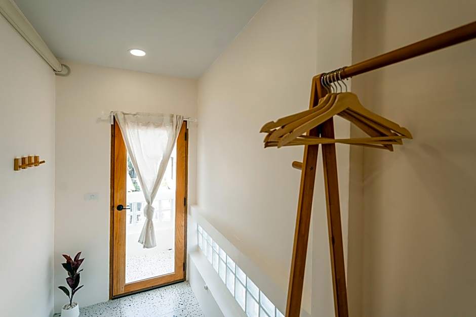 Yimwhan House 02, Ayutthaya old town