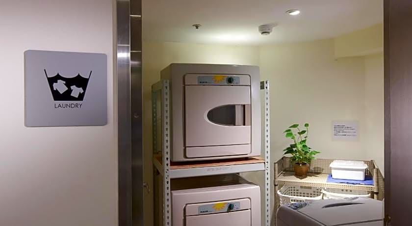 Royal Inn Taipei Linsen - Huashan 1914 Creative Park