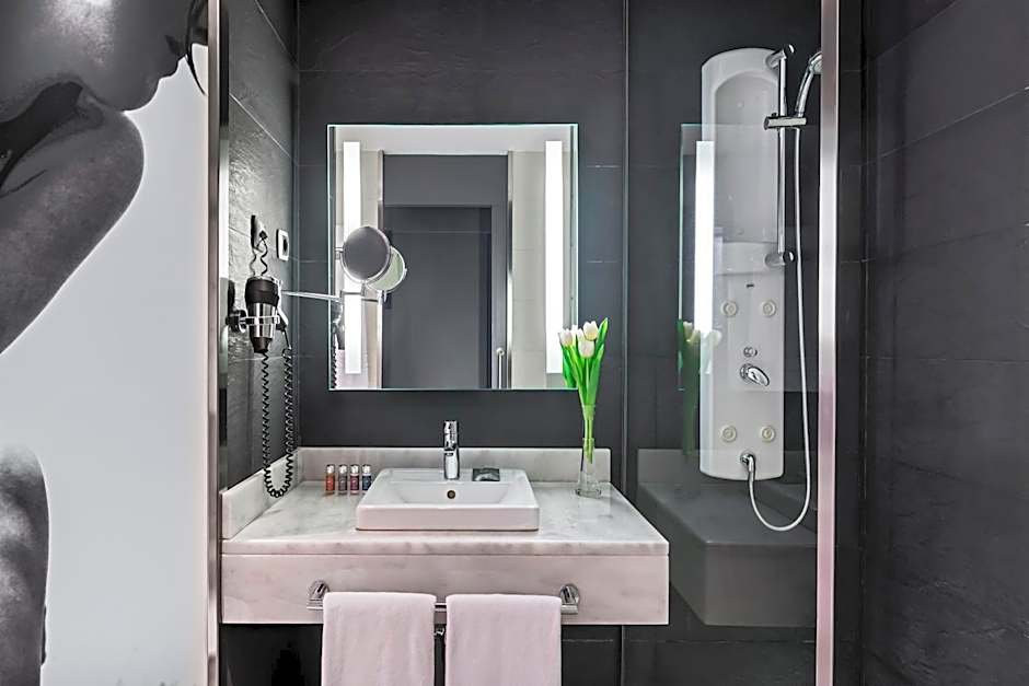 Hotel Zentral Castellana Norte