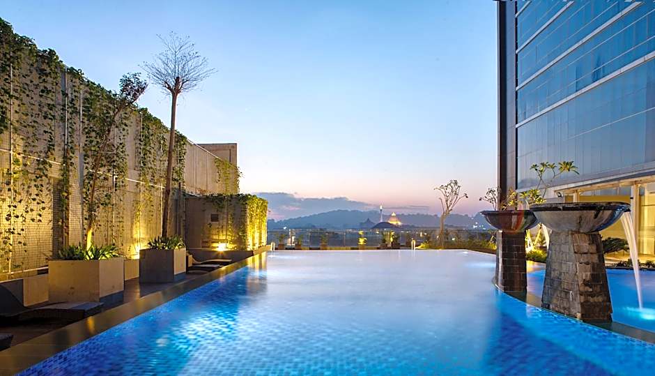 Hotel Santika Gresik