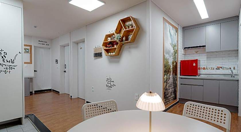 Rainboots guesthouse