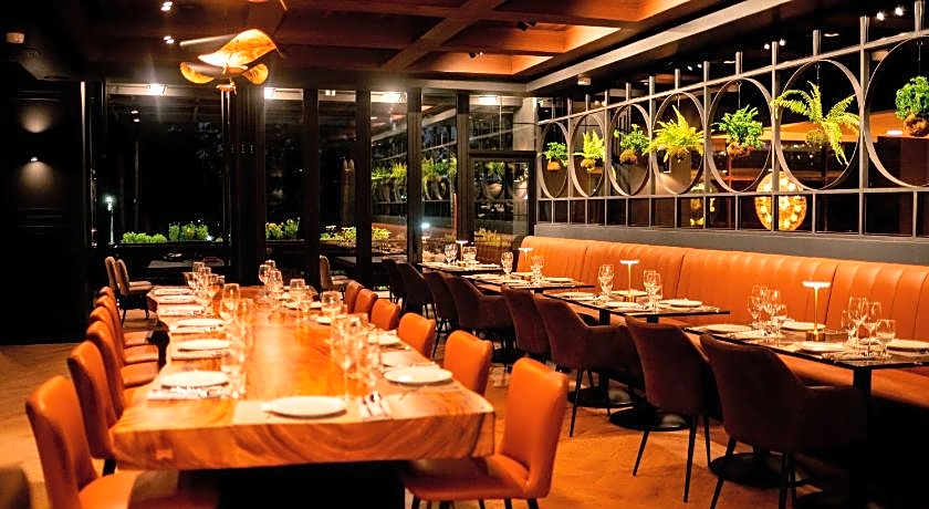 Venus Parkview Hotel