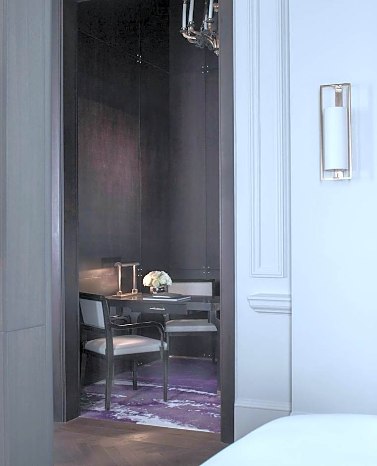 Four Seasons Hotel London at Ten Trinity Square