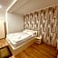 Easy Star Hotel