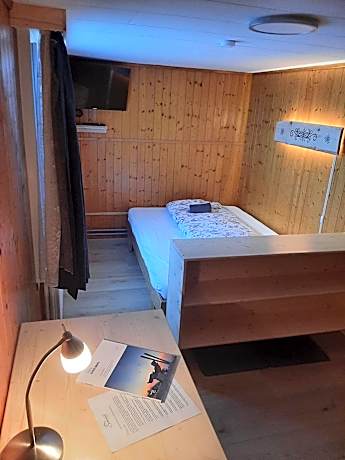 Single Room with Shared Shower and Toilet