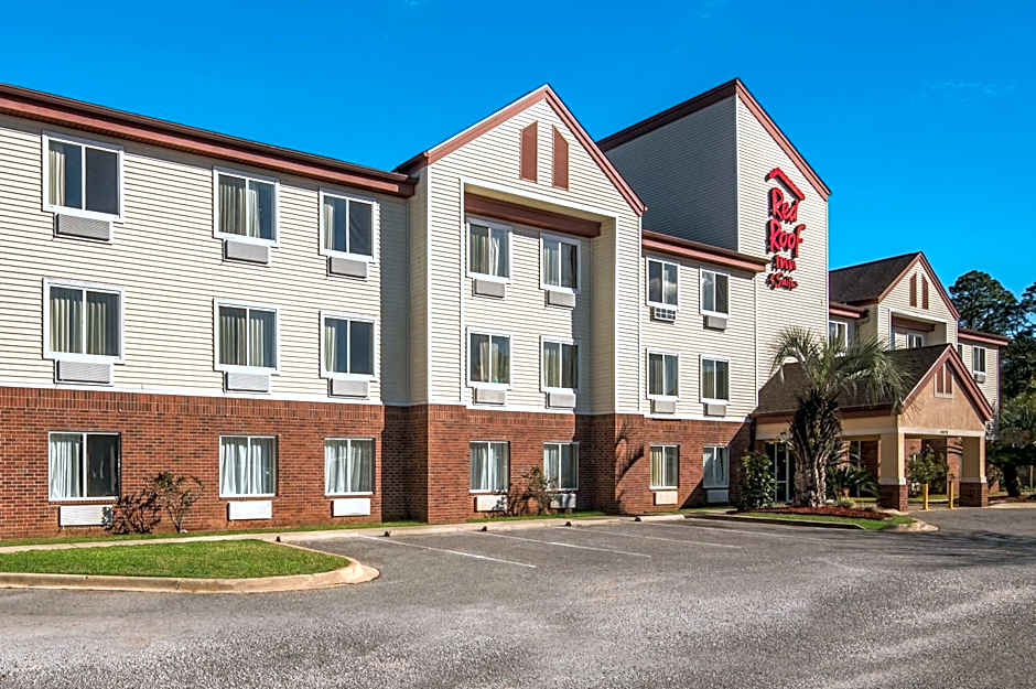 Red Roof Inn & Suites Pensacola East - Milton