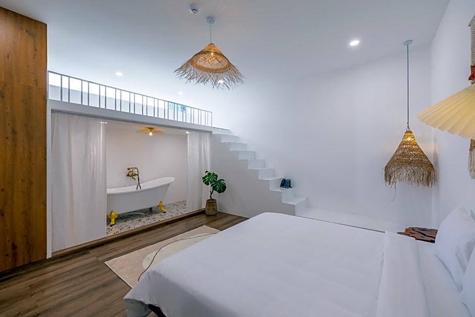 Pisces Hotel Hue