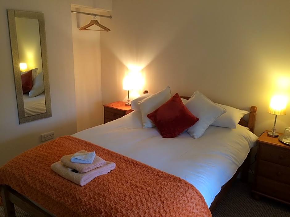 The Village Inn and Kirtle House B&B