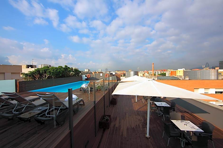 Attica 21 Barcelona Mar