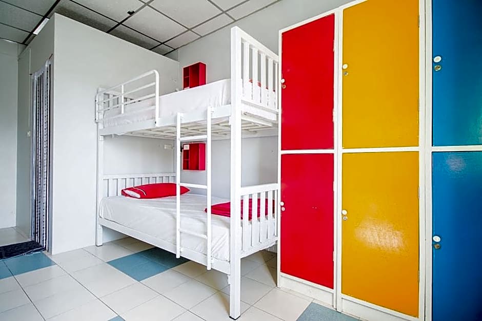 Sleep Sheep Phuket Hostel