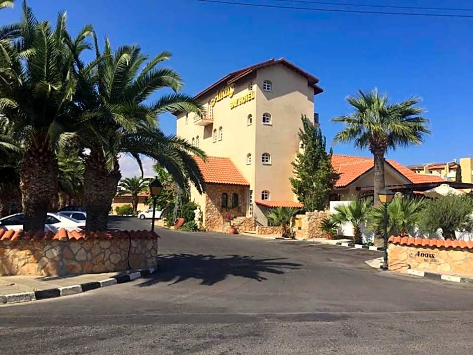 Anais Bay Hotel