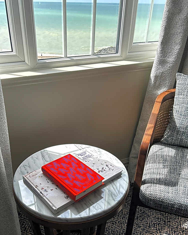 The White Horses by Everly Hotels Collection