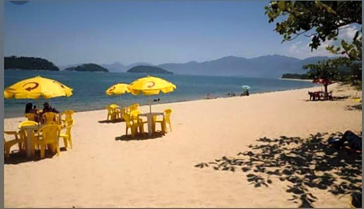 Casa praias de São Gonçalo em Paraty RJ