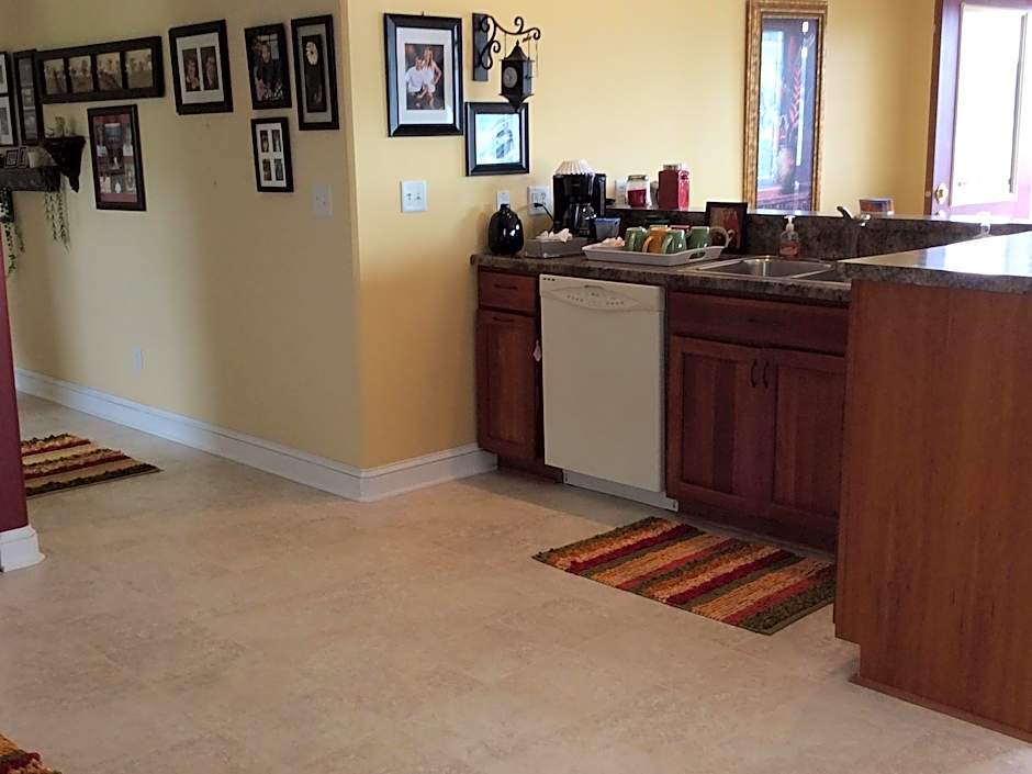 Pictured Rocks Bed and Breakfast