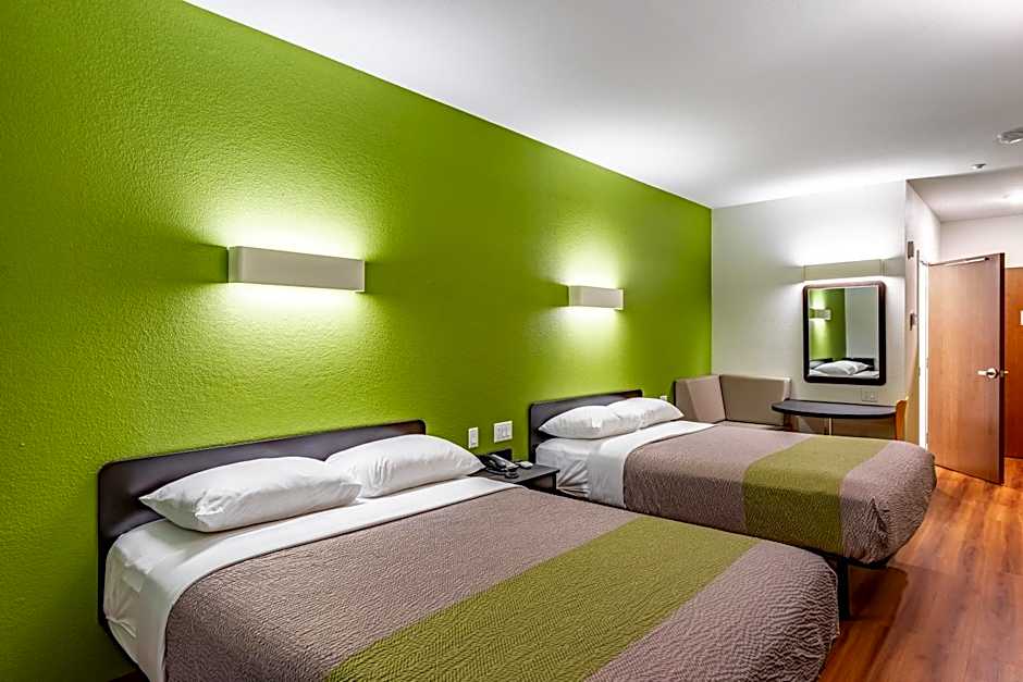 Motel 6-Mankato, MN