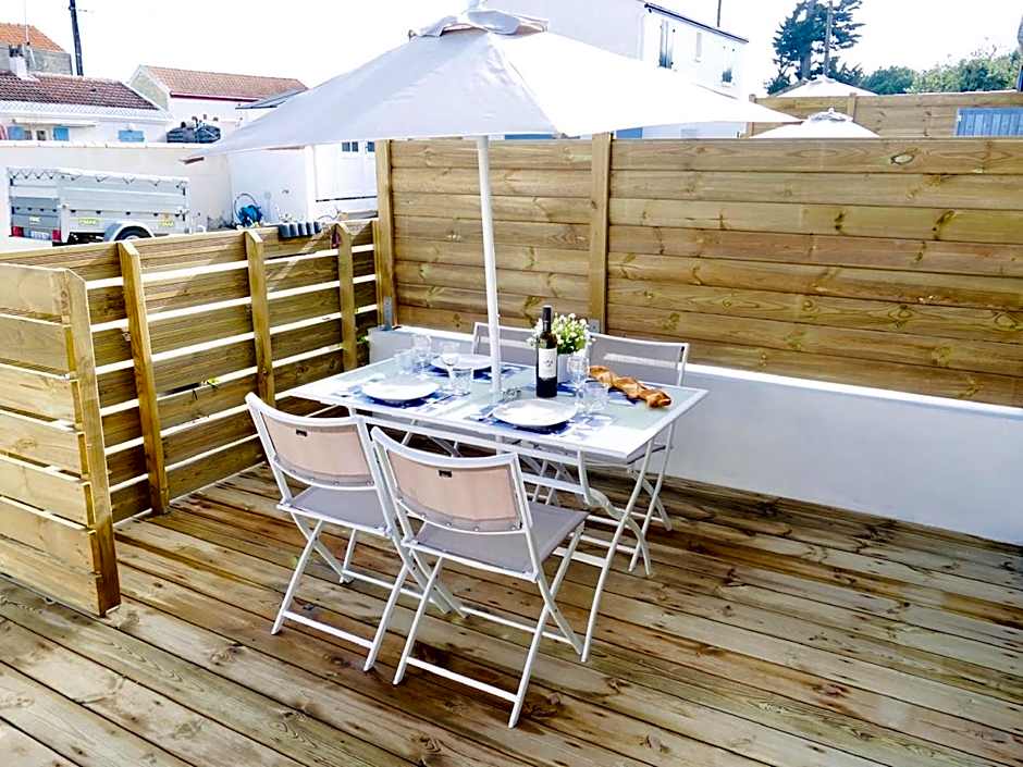 Residence Clos des Aigrettes -Appartements a 30m du Port de La Cotiniere , Ile d Oleron -commerces et plages a pied