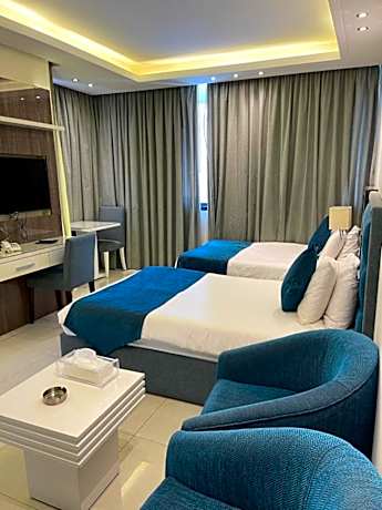 Deluxe Twin Room with Sea View