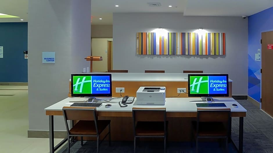 Holiday Inn Express & Suites Miami Airport By IHG