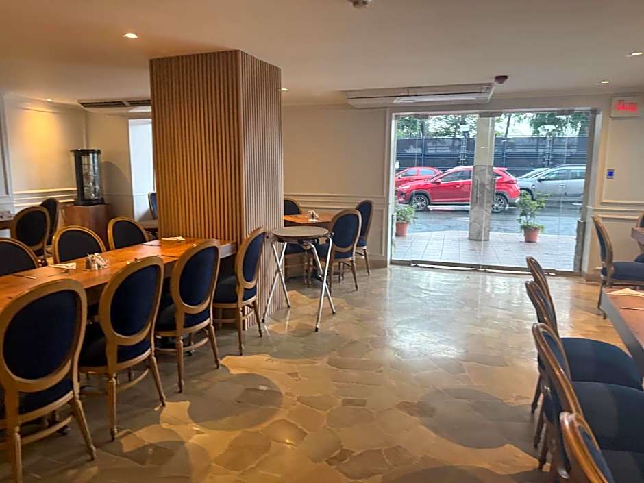Hotel Ramada
