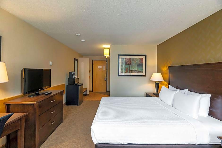 Prestige Riverside Lodge Quesnel