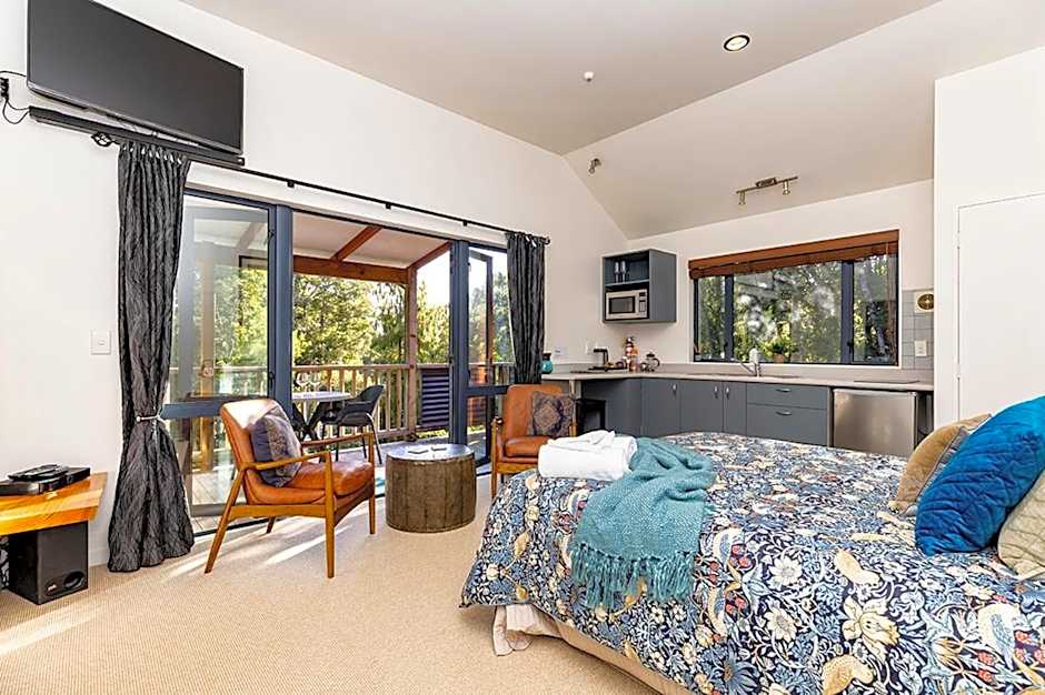 Punakaiki Treehouse Limited