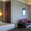 Warwick Palm Beach Hotel